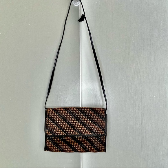 Ronora/Leather/Handbag / Italian/Great condition /Vintage/Adjustable/Handmade - Picture 12 of 16